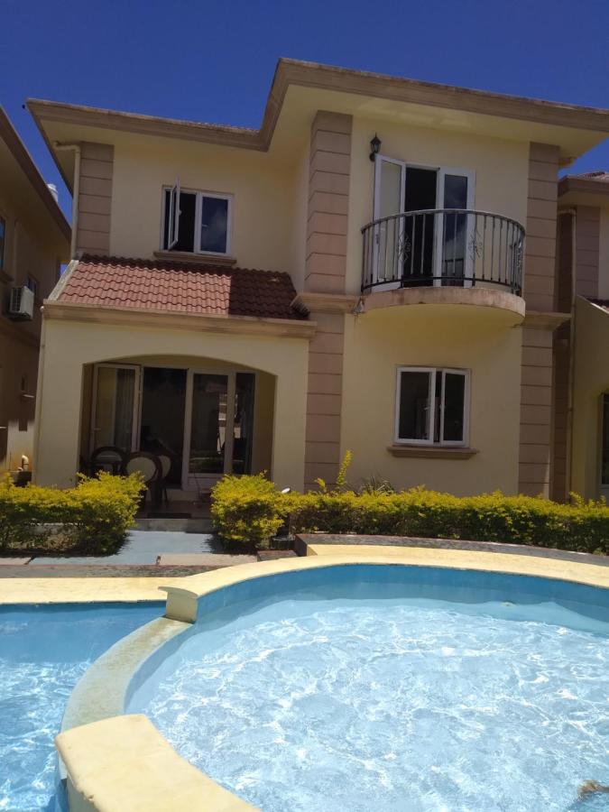 Lotus Villa, Residences Le Chaumet, Pereybere Bain Boeuf 外观 照片